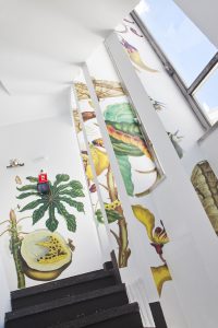 Escaleras decoradas por Juliana de Luca y Angelica Eriksson en Casa Decor 2013