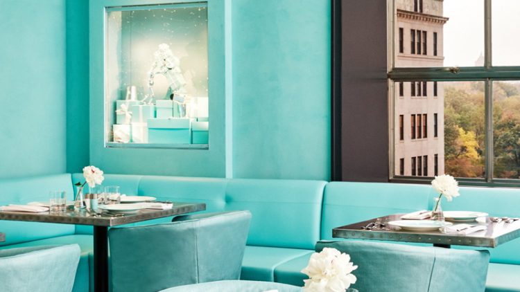 La joyería Tiffany abre una cafetería en su emblemática tienda de la Quinta Avenida
