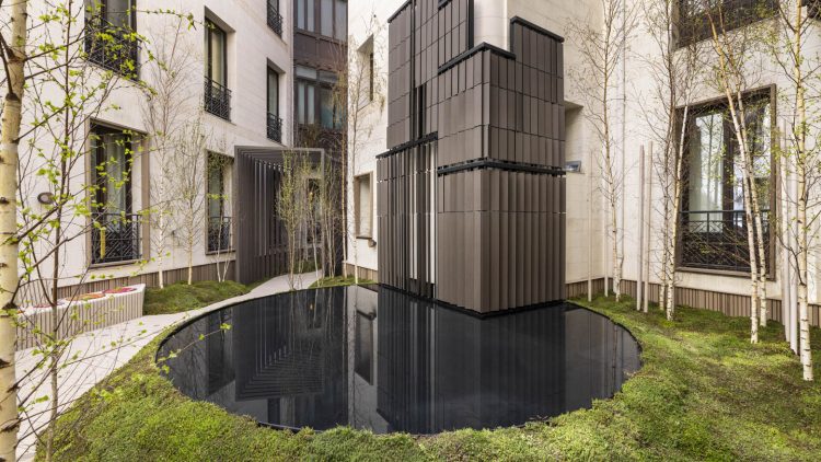 casa-decor-2025-patio-tarimatec-por-PIA-Paisajismo