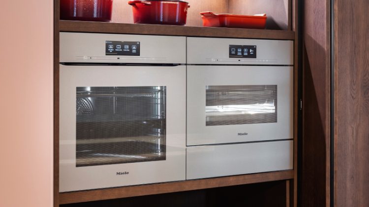 Equipamiento de cocinas en Casa Decor 2025: electrodomésticos y grifería