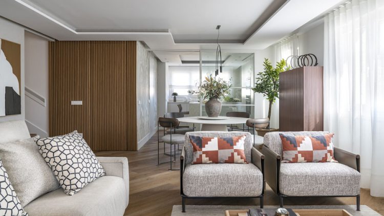 Cómo transformar una casa familiar en un espacio moderno y acogedor