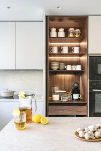 Cocina en proyecto de reforma integral RQH Studio