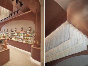 Diseño interior fluido y simétrico con estanterías de producto 