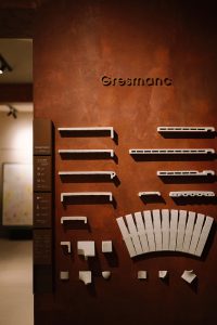 Piezas y remates de cerámica extrusionada de Gresmanc Group para arquitectura, fachadas y decoración