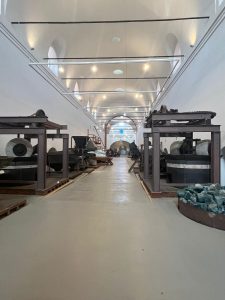 Interior de la Real Fábrica de Cristales de La Granja