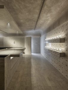 Espacio Cosentino en Casa Decor con superficies minerales innovadoras y diseño en capas de gran realismo