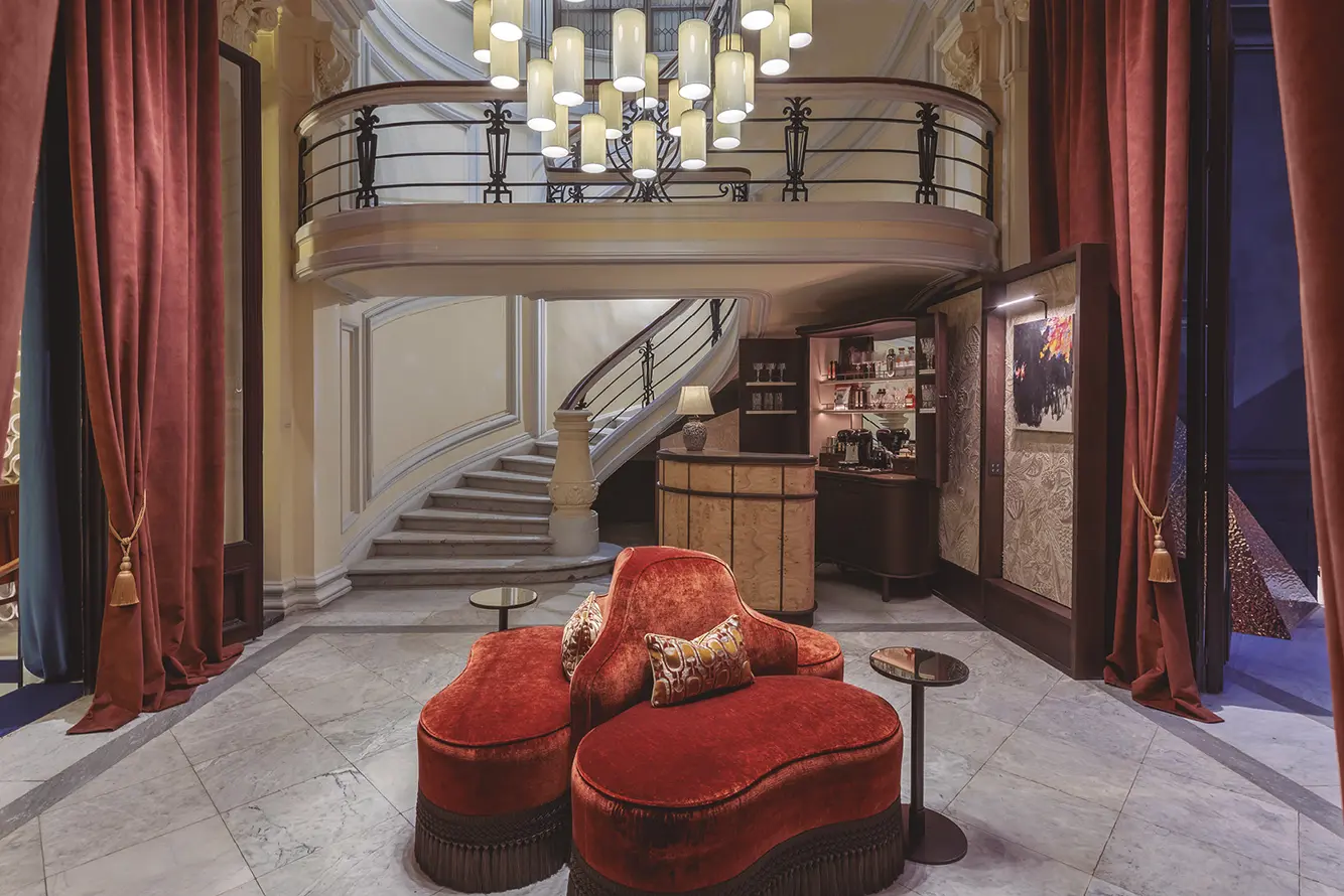 Espacio Sircle Collection & Take Point – Lobby-bar «Interludio»