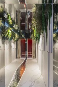 Espacio Keinzo Interiores – Hall y pasillo "De los sentidos al alma"