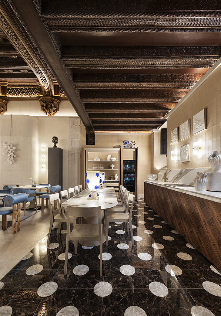 Espacio Iris Ceramica Group por Raúl Martins. Foto: Nacho Uribesalazar