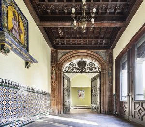 Oratorio del Palacio de la Trinidad con obras de Talleres Granda en Casa Decor 2024